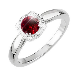 Elegant Halo Engagement 18K Yellow Gold Ring with Fancy Deep Red Diamond